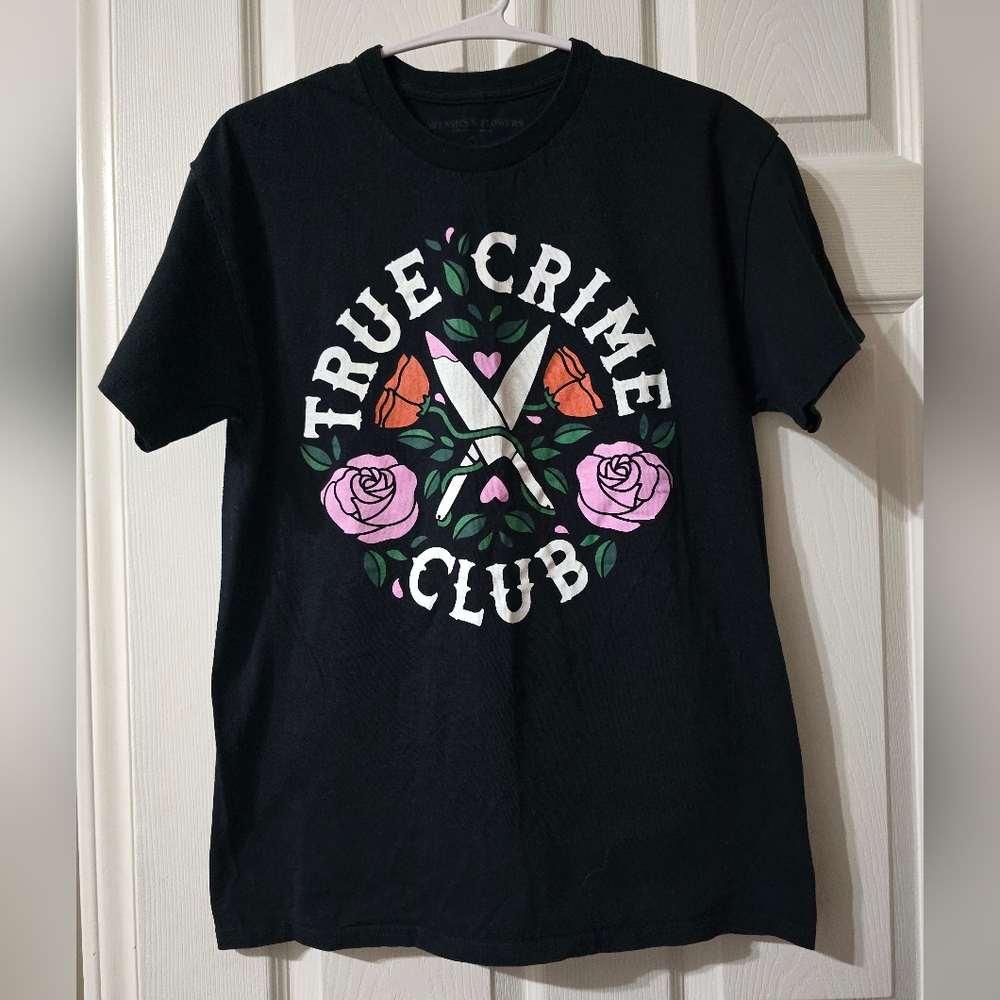 Forensics & Flowers True Crime Club Relaxed Fit Black Graphic Tee, Unisex, EUC! - Picture 2 of 7